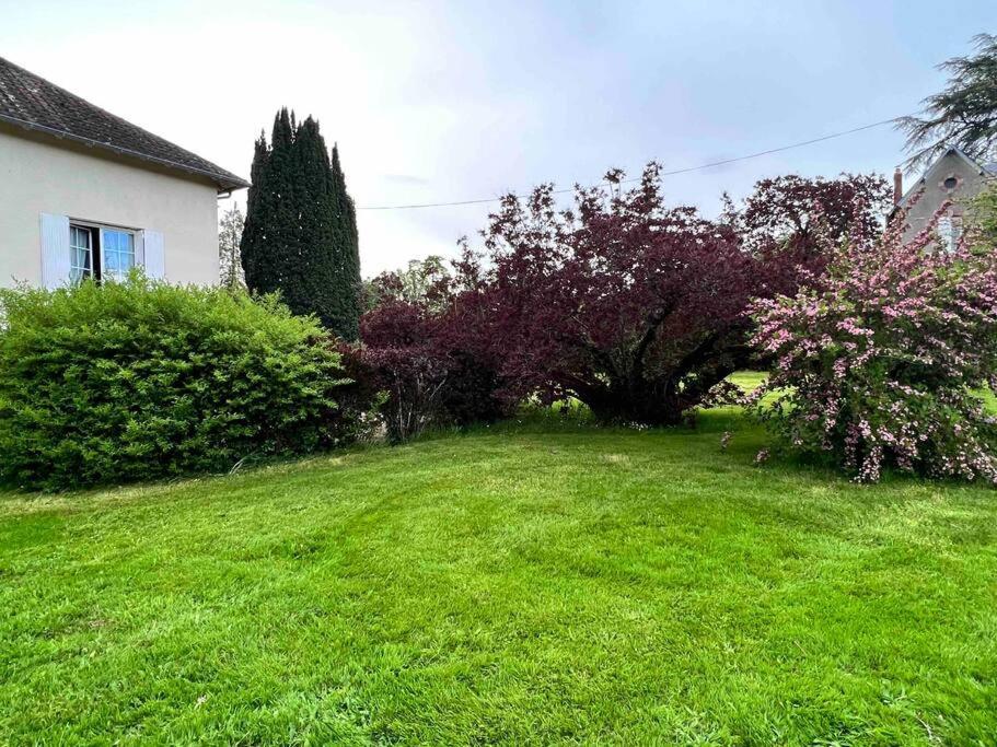 Gite De La Petite Fourmy Saint-Sulpice-les-Feuilles 外观 照片