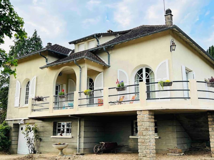 Gite De La Petite Fourmy Saint-Sulpice-les-Feuilles 外观 照片